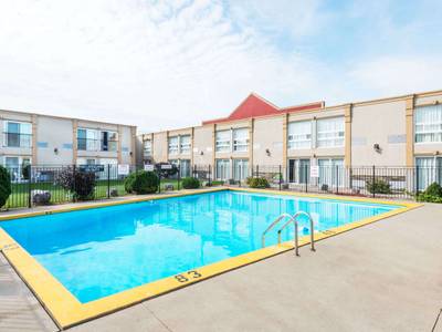 Super 8 Motel - Cambridge/Kitchener/Waterloo Area