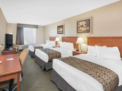 Ramada Clairmont/Grande Prairie