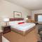 Ramada Drumheller Hotel & Suites