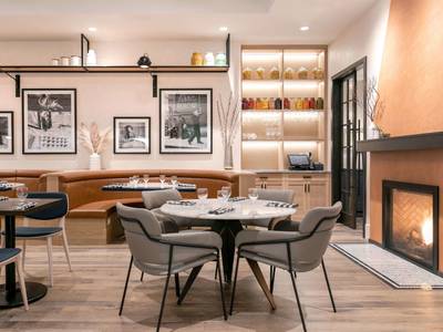 Best Western Plus Baker Street Inn