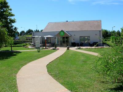 Campanile Besancon Nord - Ecole Valentin (Foto)