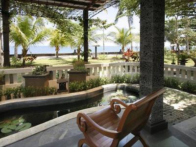 Nugraha Lovina Sea View Resort & Spa