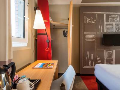 ibis London Gatwick Airport Hotel