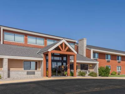 AmericInn Lodge & Suites Hutchinson