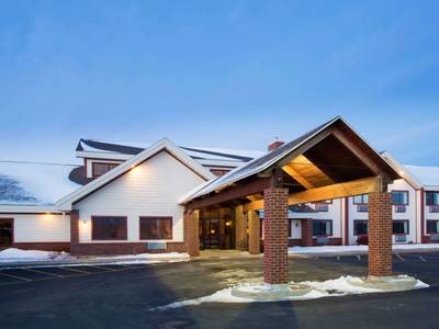 AmericInn Lodge & Suites New London