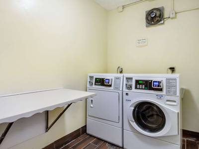 Baymont Inn & Suites Roswell Atlanta North