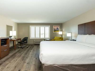 Baymont Inn & Suites Houston Intercontinental Airport
