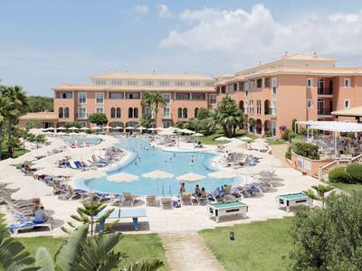 Grupotel Macarella Suites & Spa