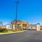Econo Lodge Inn & Suites