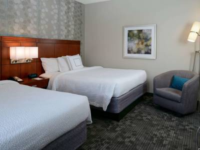 Courtyard Kansas City South