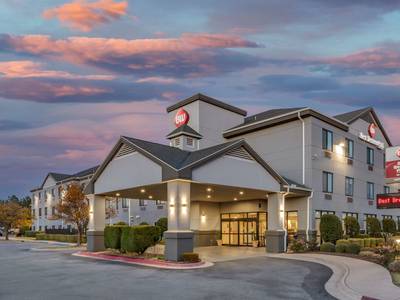 Best Western Plus Castlerock Inn & Suites
