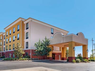 Comfort Inn & Suites