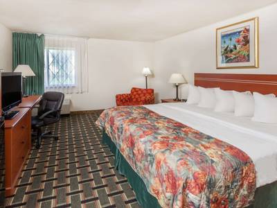 Baymont Inn & Suites Decatur