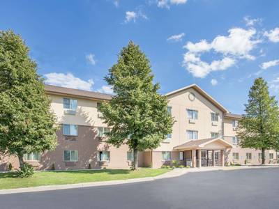 Baymont Inn & Suites Holland (Foto)