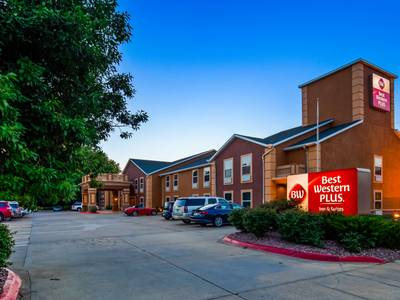 Best Western Plus Midwest Inn & Suites