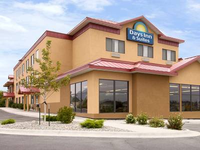 Days Inn & Suites Bozeman