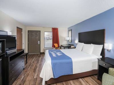 Days Inn Clarksville North