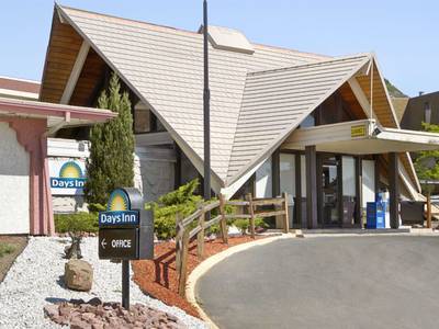 Days Inn by Wyndham Colorado Springs/Garden of the Gods
