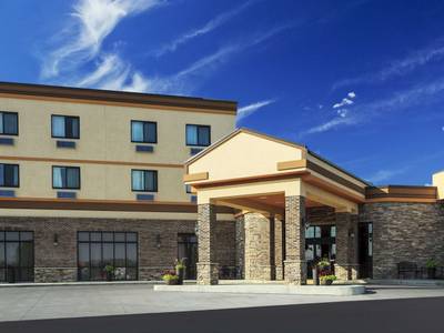 Ramada Grand Dakota Lodge