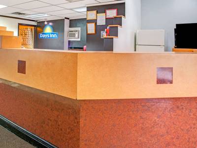 Days Inn Livonia - Detroit