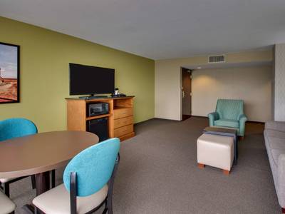 Drury Inn & Suites The Woodlands Houston