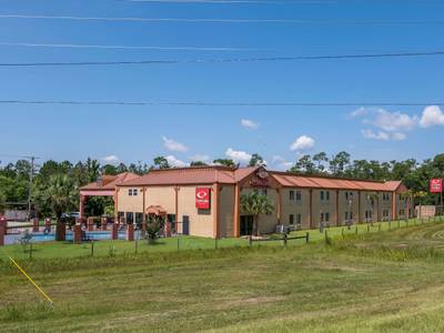 Econo Lodge Inn & Suites Diamondhead