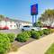 Motel 6 Wichita East