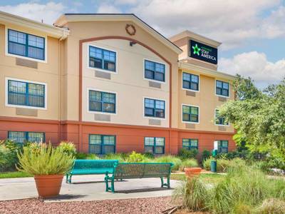 Extended Stay America Los Angeles - Valencia