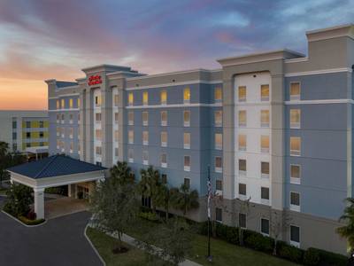 Hampton Inn & Suites Lakeland-South Polk Parkway