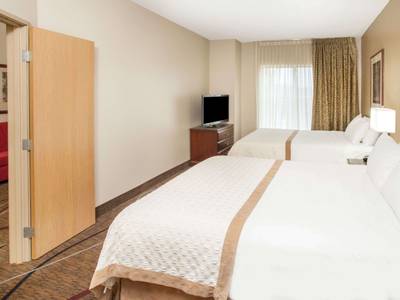 Hawthorn Suites by Wyndham Bloomington