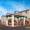 Baymont Inn & Suites Galesburg