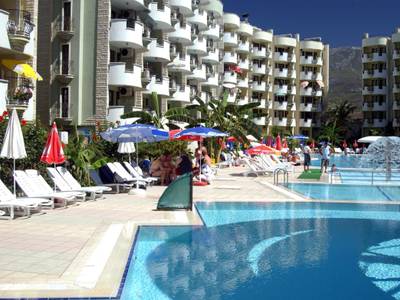 May Garden Club Hotel