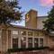 Holiday Inn Express & Suites Dallas/Stemmons FWY (I-35 E)
