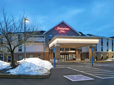 Holiday Inn Express Hotel & Suites Westfield
