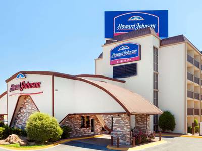 Howard Johnson Express Inn - Arlington at Ballpark / Six Flags