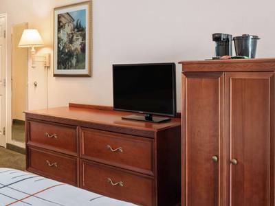 La Quinta Inn & Suites Fort Myers Airport