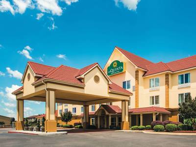 La Quinta Inn & Suites Russellville