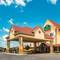 La Quinta Inn & Suites Russellville
