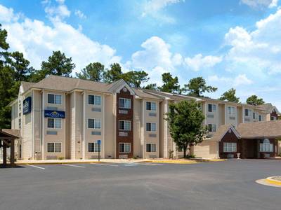 Microtel Inn & Suites by Wyndham Augusta Riverwatch