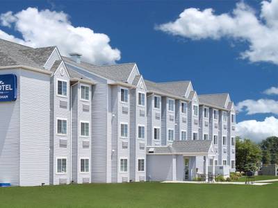 Microtel Inn & Suites by Wyndham Ames