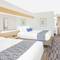 Microtel Inn & Suites by Wyndham Ames