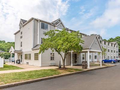 Motel 6 Charlotte - University