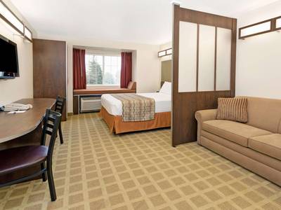 Microtel Inn & Suites by Wyndham Cheyenne