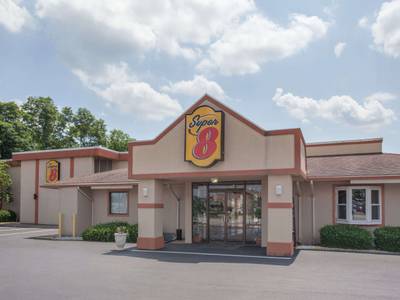 Super 8 Motel - Carlisle/North