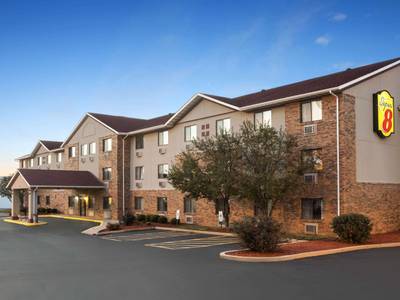 Super 8 Fairview Heights-St. Louis