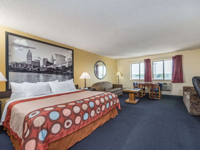 Super 8 Franklin/Middletown Area