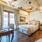 Hotel Monaco & Grand Canal