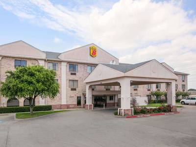 Super 8 Garland/North Dallas Area