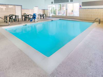 Super 8 Motel - Joliet I-55 N/Chicago Area