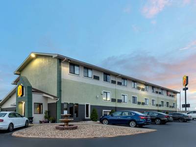 Super 8 Motel - Kansas City NW